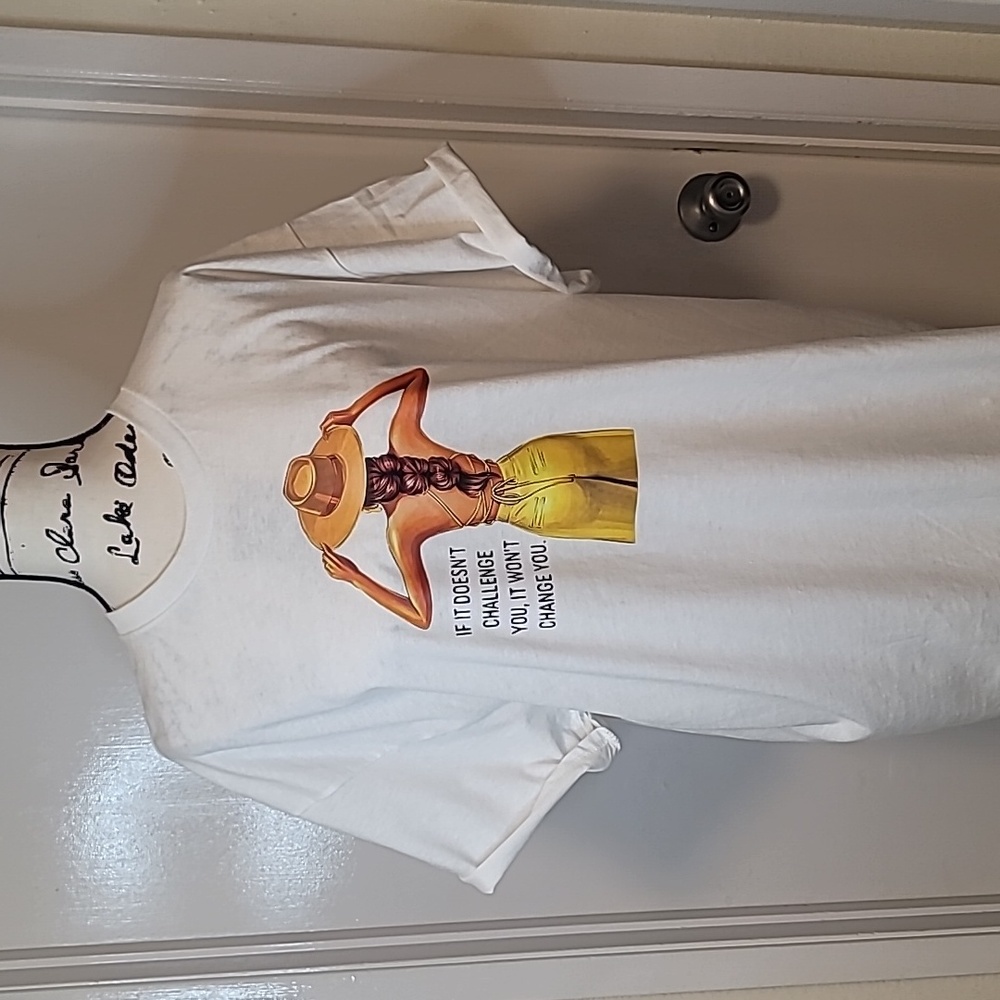 Gildan White Tee with Yellow Graphic NWOT